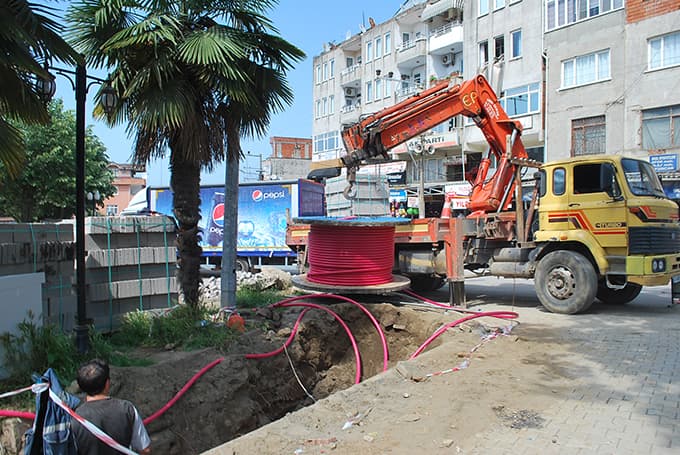 Kocaali merkezde havai hatlar yer altına iniyor