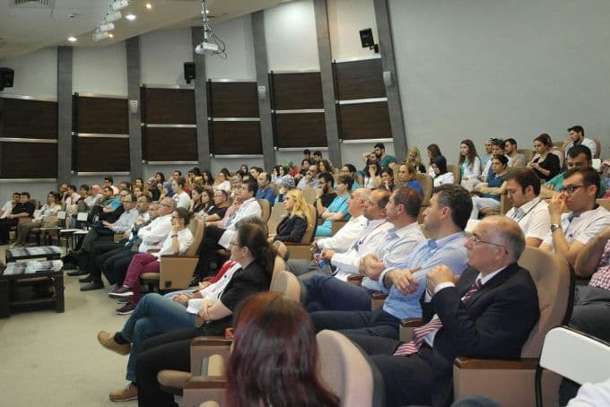 Avusturyalı doktor, SÜEAH'ta palyatif bakımı anlattı