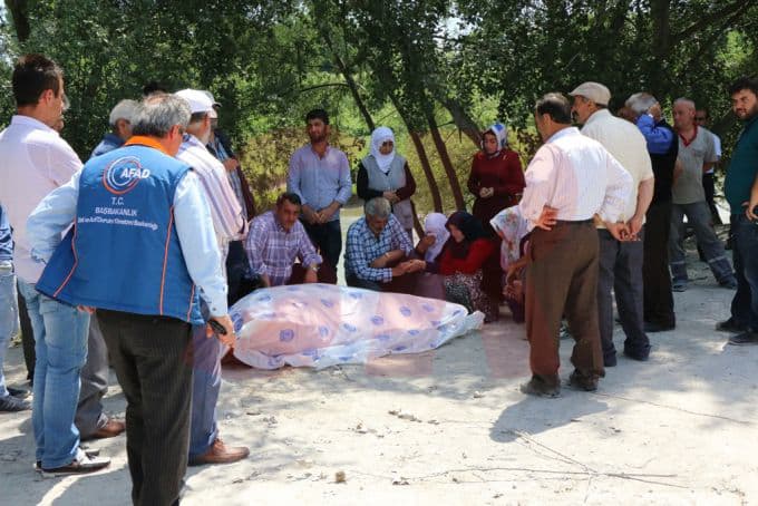 Nehre düşen Yasin'in cansız bedeni bulundu