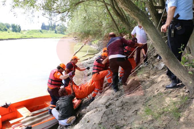 Nehre düşen Yasin'in cansız bedeni bulundu