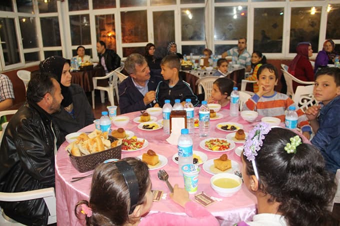 Başkan Soğuk, Suriyelilerle iftarda buluştu