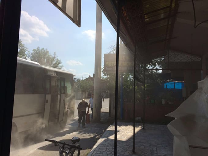 Seyir halinde alev aldı