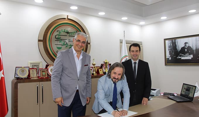 Sakarya Barosu'ndan avukatlara büyük hizmet