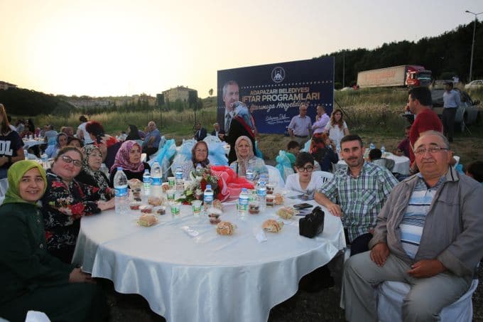 İki bin kişi bu iftarda buluştu