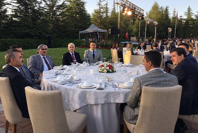 Başbakan ile iftar yaptılar