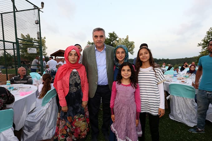 Karapürçek büyükşehir iftarında buluştu
