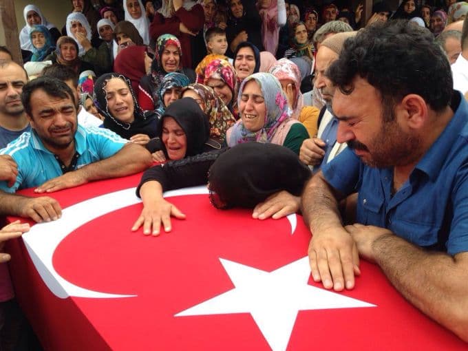 Şehit Samet Şare'ye acı veda