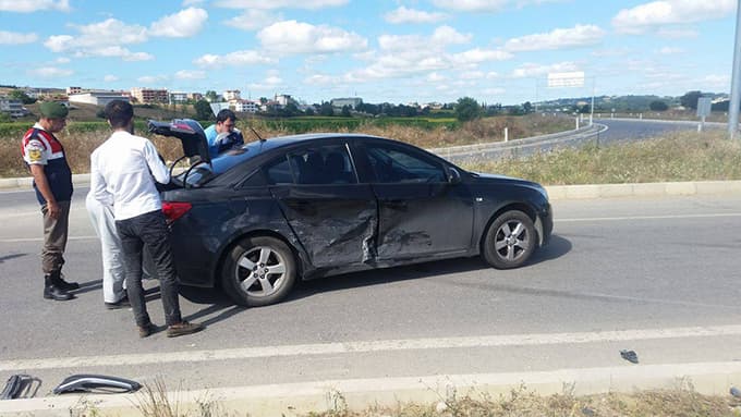 Kaynarca girişinde kaza