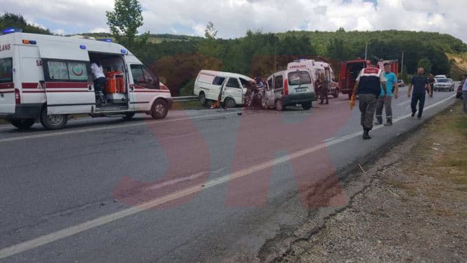 Dün oğlunu evlendirdi bugün kazada öldü