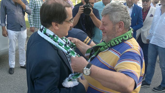 Sakaryaspor sahaya indi