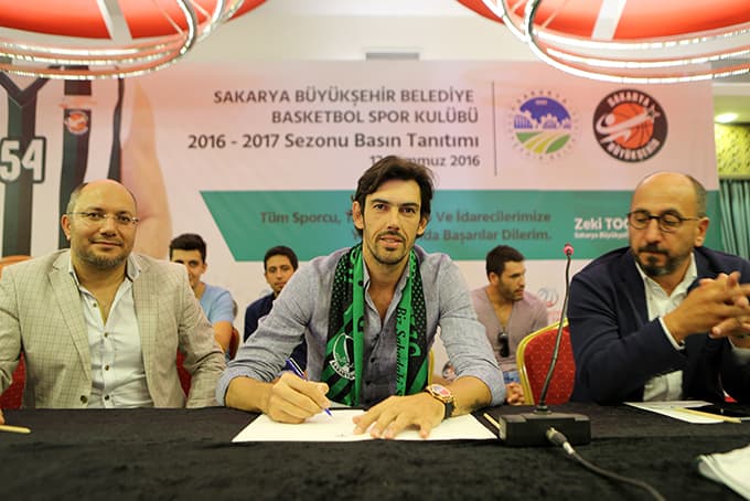 Büyükşehir Basket'ten imza şov