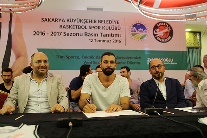 Büyükşehir Basket'ten imza şov