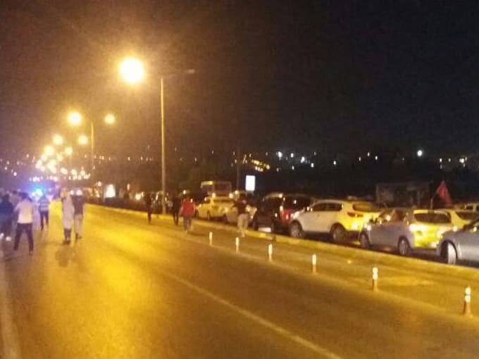 Sakarya darbe girişimine karşı tek vücut oldu