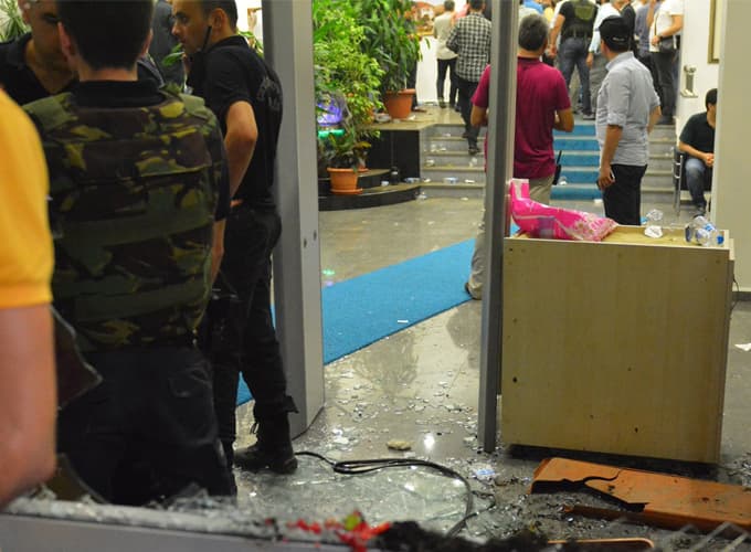 Sakarya darbe girişimine karşı tek vücut oldu