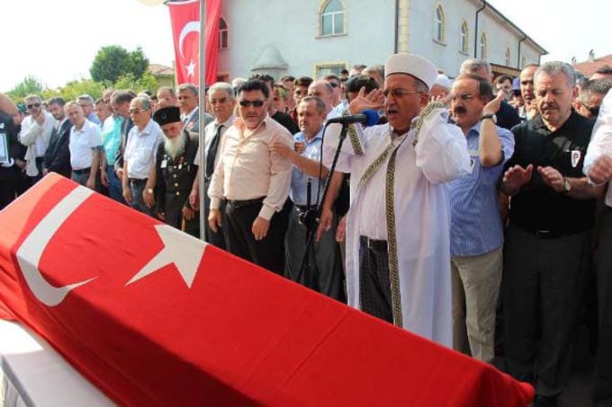 Şehide acı veda