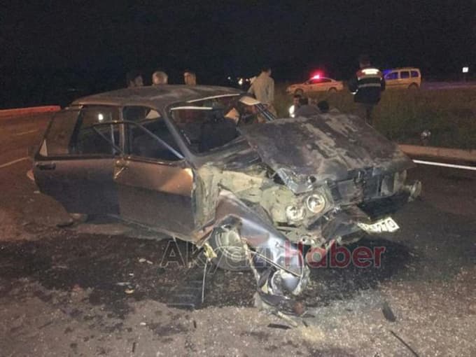 Akyazı'da akşam saatleri, 1'i bebek, 4 yaralı