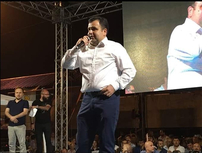 Sakaryalılar demokrasisine sahip çıkılacağını göstermiştir