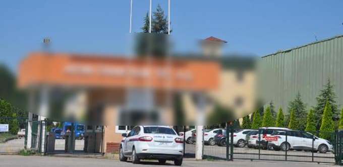 Akyazı'da fabrikaya jandarma baskını