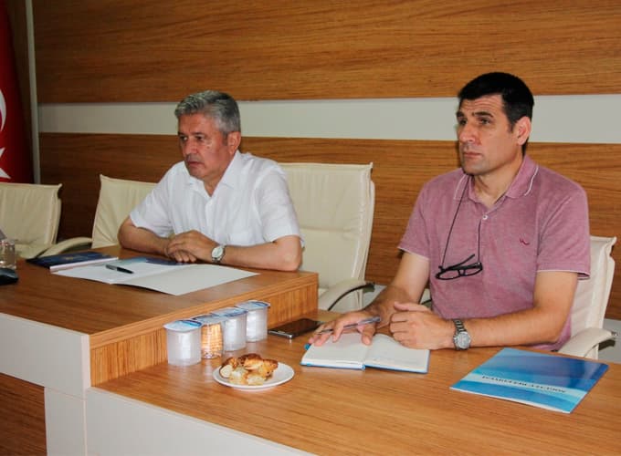Başkan Genç, personelleriyle toplantı yaptı