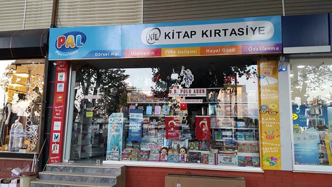Hendek'te pastanenin iki şubesine mühür vuruldu