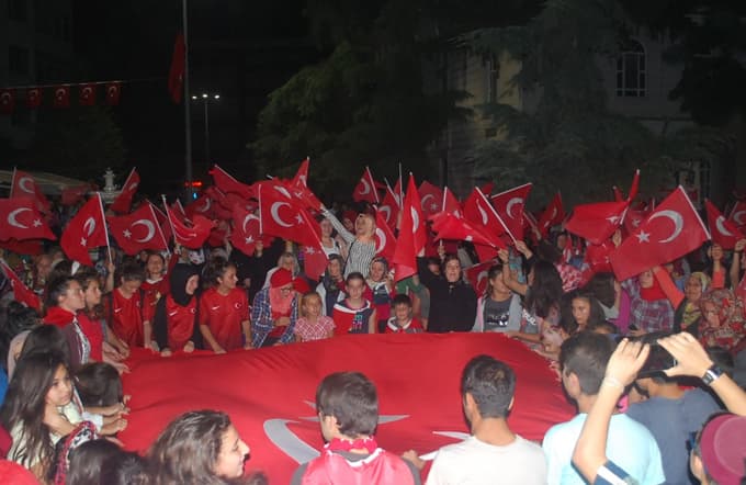 Kocaali'de Demokrasi şöleni