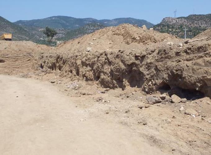 Cami inşaatından Roma dönemine ait mezarlar çıktı