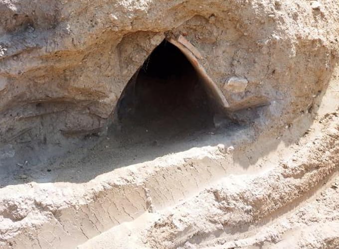 Cami inşaatından Roma dönemine ait mezarlar çıktı