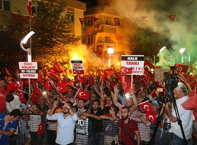 Toçoğlu Karasu'da vatandaşlara seslendi