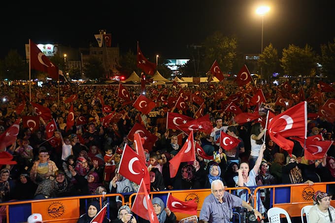 "Asıl Kahraman Milletimizdir"