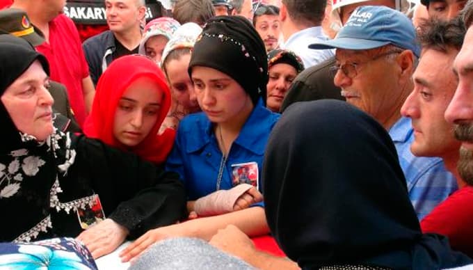 Sakarya şehidine ağladı!