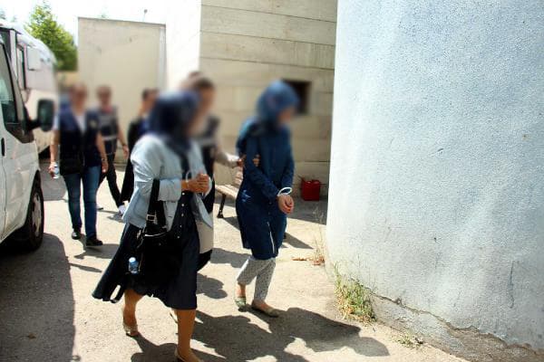14 kişiden 7'si tutuklandı