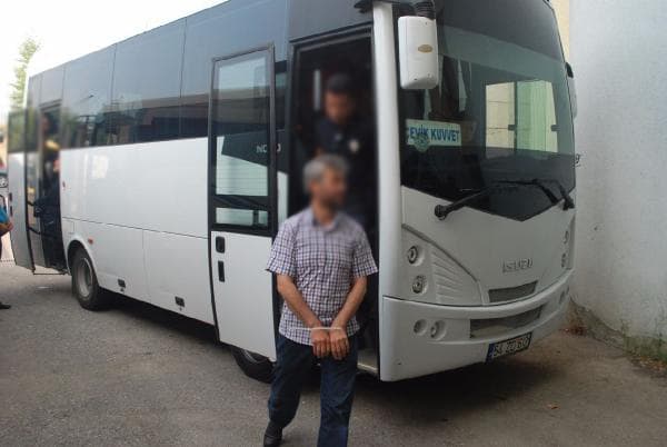 21 polis adliyeye sevk edildi