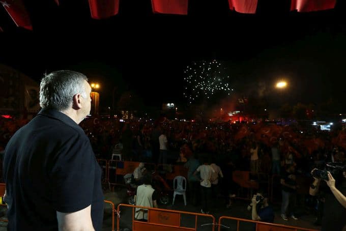 "Meydanın her metrekaresinde tarih yazdık"