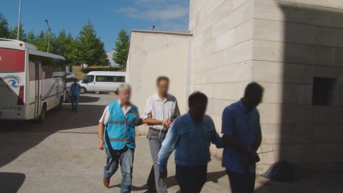 27 kişi adliyeye sevk edildi