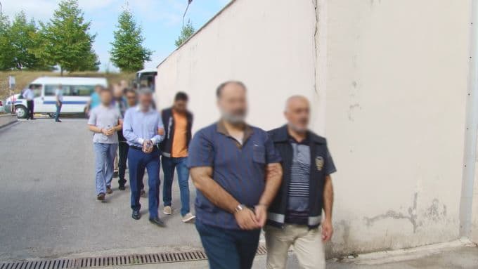 27 kişi adliyeye sevk edildi
