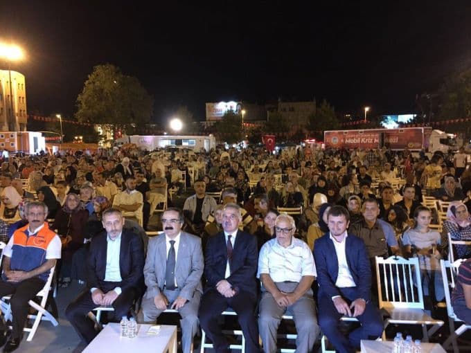 Deprem şehitleri, depremin 17. yılında anıldı