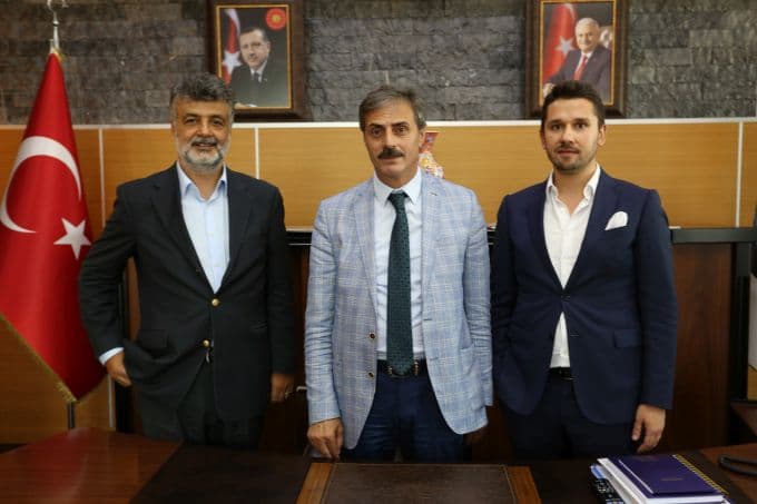 Merakla beklenen mega projede imzalar atıldı