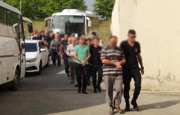 FETÖ'cü Cevdet Türkyolu'nun 12 akrabası adliyede