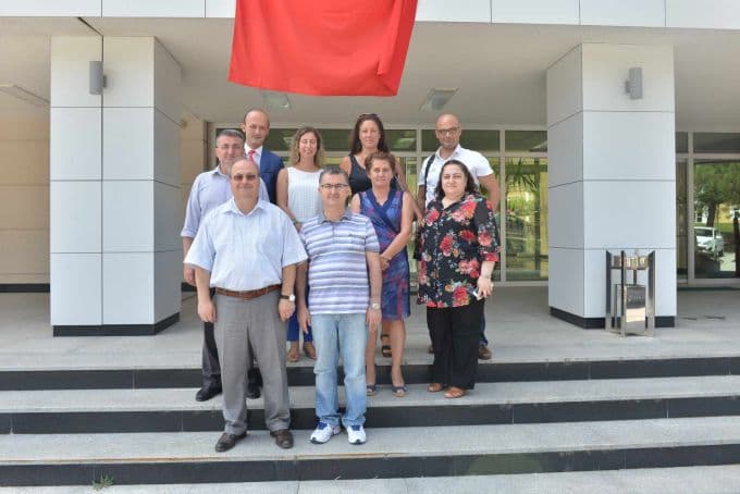 SAÜ'lü öğrenciler Avrupa'da staj yapacak