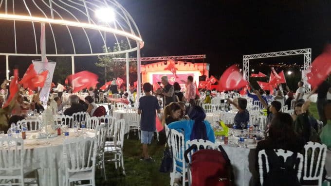 Gazeteciler gönüllerince eğlendi