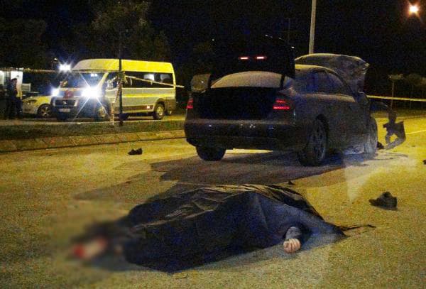 Yenikent yolunda feci kaza: 2 ölü!