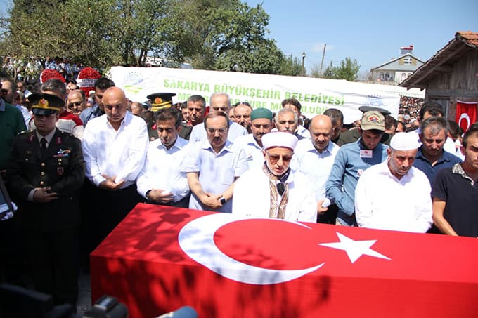 Şehit Mansur Cansız ebediyete uğurlandı