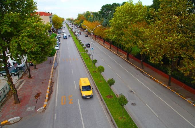 O cadde için bir uyarı daha