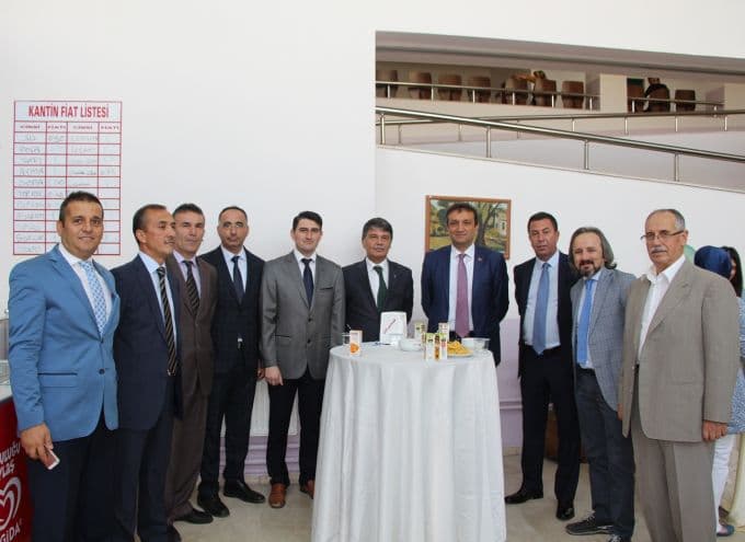 Tatil dönüşü adliyede bayamlaştılar