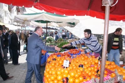 Hikmet Turan, Kendinden Emin Adımlarla İlerliyor