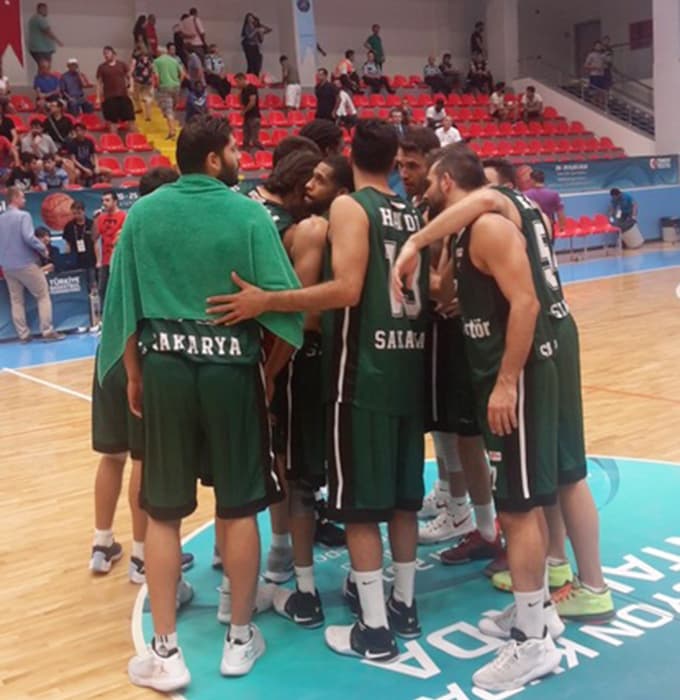 Büyükşehir Basket, doludizgin devam ediyor
