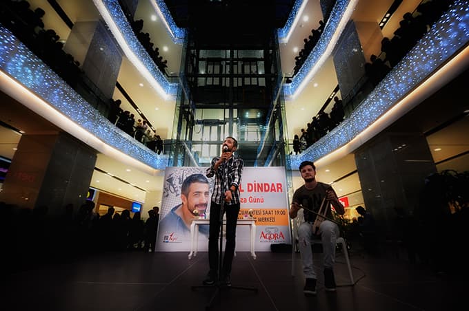 Karadeniz'in sesi Agora'da hayranlarıyla buluştu