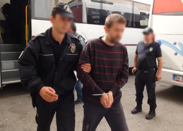15 öğretmen ve 2 gazete dağıtıcısı serbest bırakıldı