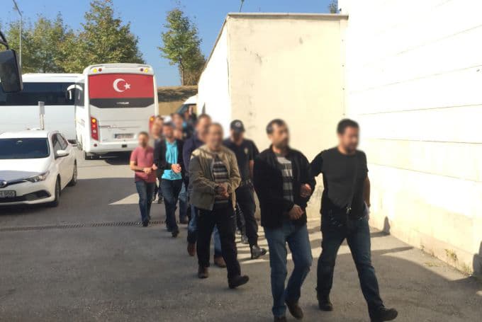 FETÖ'den 28 kişi tutuklandı
