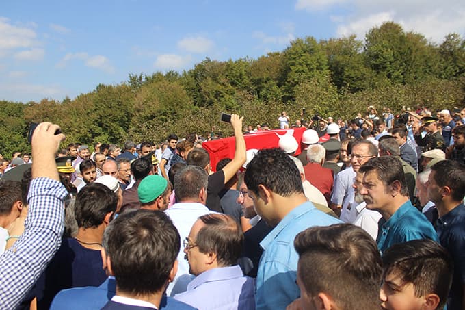 Kaynarca şehidini uğurladı